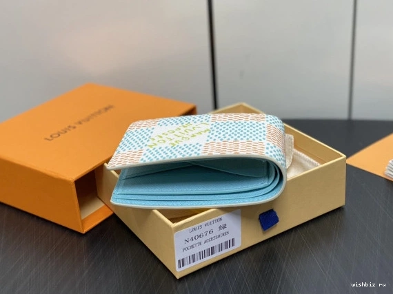 WIS WALLET-11.5*9*1.5cm MULTIPLE VUITTON LOUIS 0322